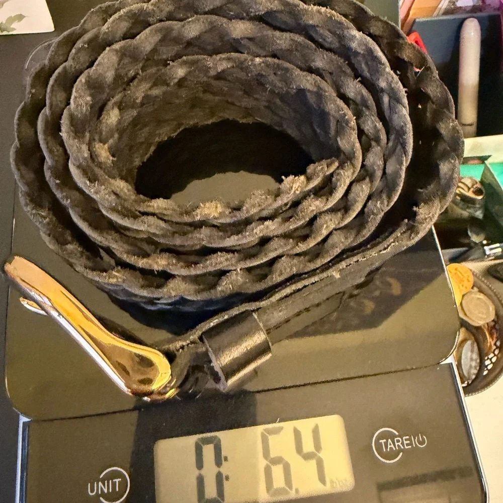 Michael Kors Leather belt with Gold Accents XL - Picture 4 of 9